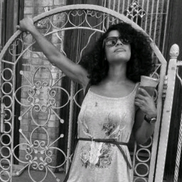 Meet your Posher, Thrifty - Picture 1 of 1